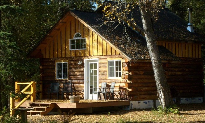 Talkeetna Cabin | Cozy, fully furnished cabin on five wooded acres 2.5 miles from Talkeetna