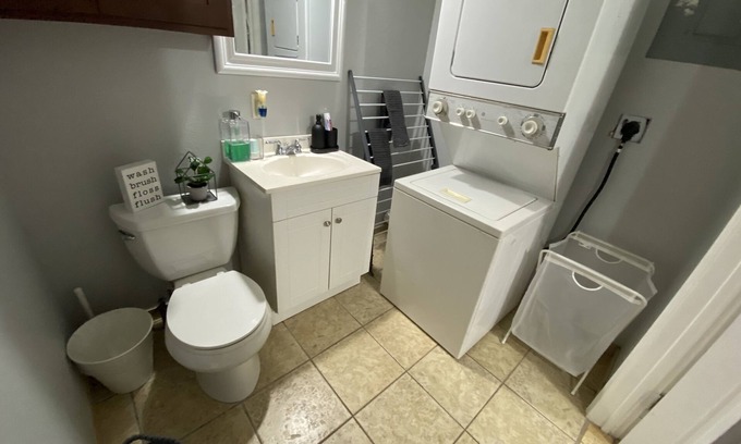 North San Antonio - SAT House | Cozy guest house with pool