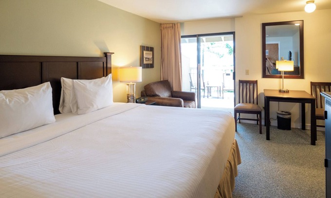Rosario Hotel | Cozy Harborside Stay | Secluded Orcas Island Getaway- Harborside 2440