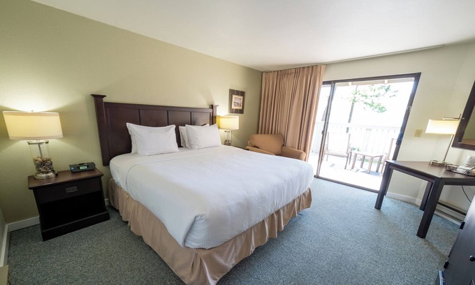 Rosario Hotel | Cozy Harborside Stay | Secluded Orcas Island Getaway- Harborside 2453