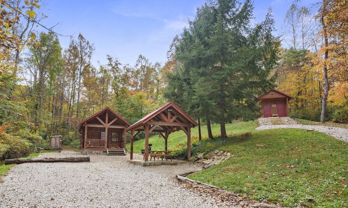 Logan Cabin | Cozy Hocking Hills Cabin on 20 private acres! Only 7 miles from State Park!