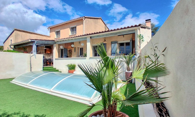 Saint-Paul-Trois-Chateaux House | Cozy home in St.Paul-Trois-Châteaux