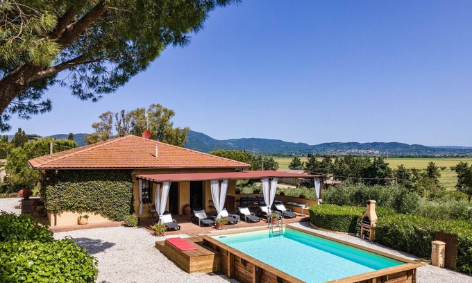 Campiglia Marittima House | Cozy home in Campiglia Marittima LI