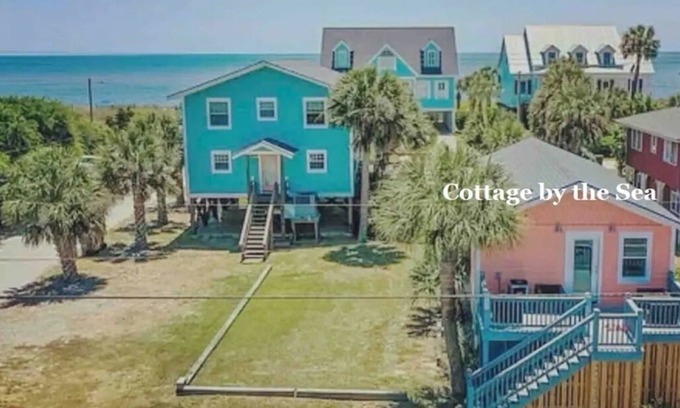 Edisto Island House | Cozy home sleeps 4 & just a few steps to the beach & Linens Included!