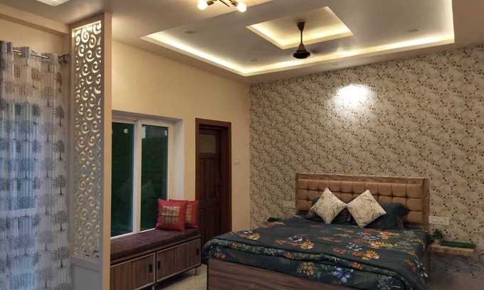 Varanasi Bed & Breakfast | Cozy homestay in the most iconic and oldest living city of Varanasi