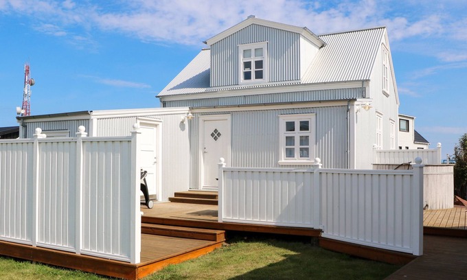 Stykkisholmur House | Cozy house in the heart of Stykkisholmur