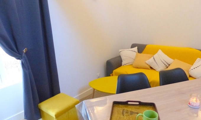 Brout-Vernet Cottage | Cozy house in the heart of the village with enclosed garden