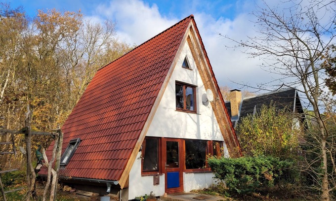 Ostseebad Ahrenshoop House | Cozy, individually furnished vacation home, quiet, very close to the beach, WLAN