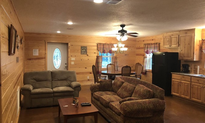 Zavalla Cabin | Cozy Lake Area Cabin! Sandy Beaches nearby and close to boat launch!