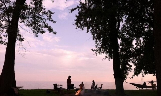Village of Harrison House | Cozy Lake Winnebago Cottage: Shallow Sandy Shore, Close to EAA & Packers Games