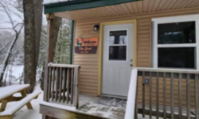 Deerbrook Cabin | Cozy Lakeside Cabin. Steps from Water. Near UTV, Hiking, & Snowmobiling Trails.