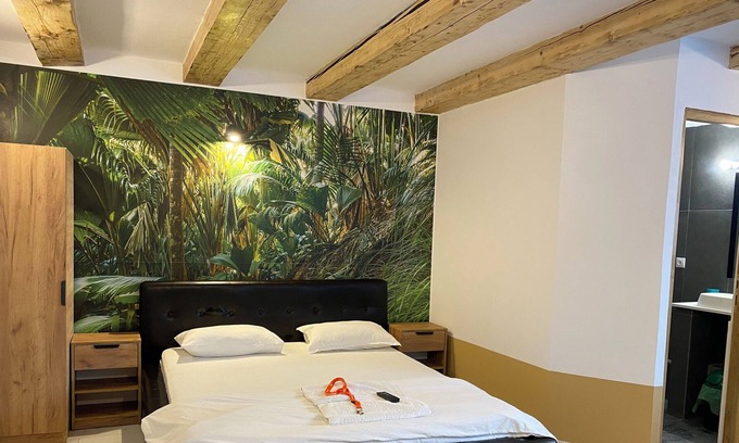 Craiova Apartment | Cozy luxurios central Studios Free Wifi Free Parking