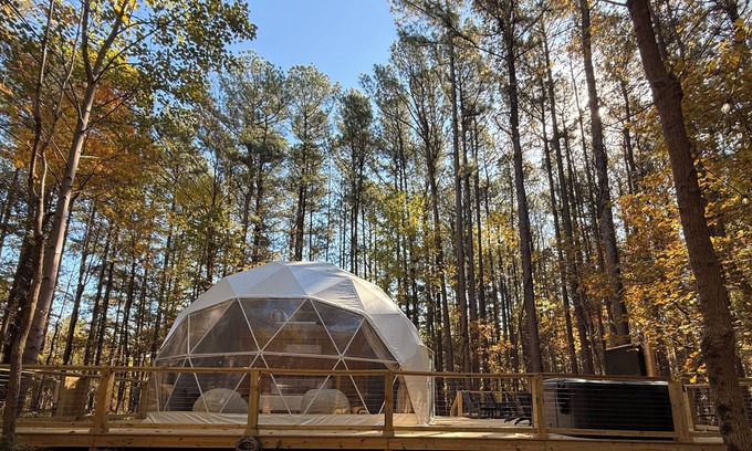 Pope County Cabin | Cozy Modern Dome with hot tub in Shawnee National Forest