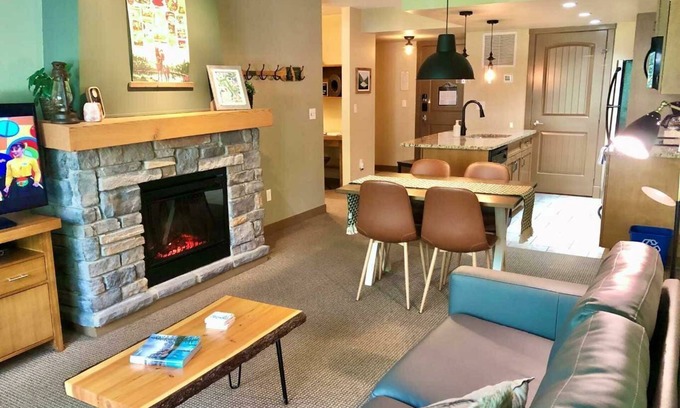 Copperstone Resort Condo | Cozy mountain retreat - Outdoor Hot Tub Access.