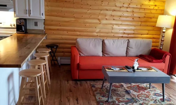 Dillon Condo | Cozy mtn condo w/hot tub/pool. Close to major ski resorts; Dillon amphitheater