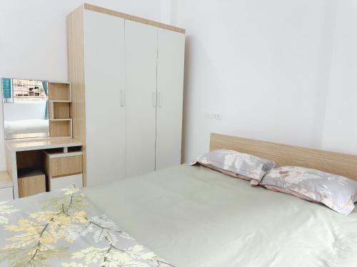 Trung Hoa Nhan Chinh Apartment | Cozy Nest 402TDH30