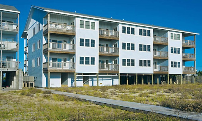Rodanthe Condo | Cozy Oceanfront Condo w/Resort Pool, Elevator, Private Sundeck, Beach Access