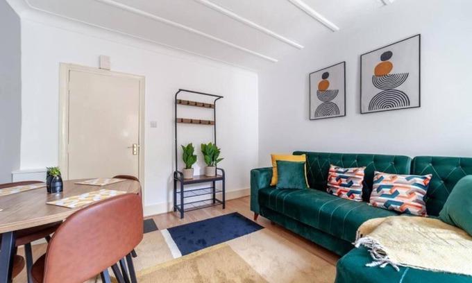 Brixton Apartment | Cozy one bedroom flat in Brixton- Prime Location