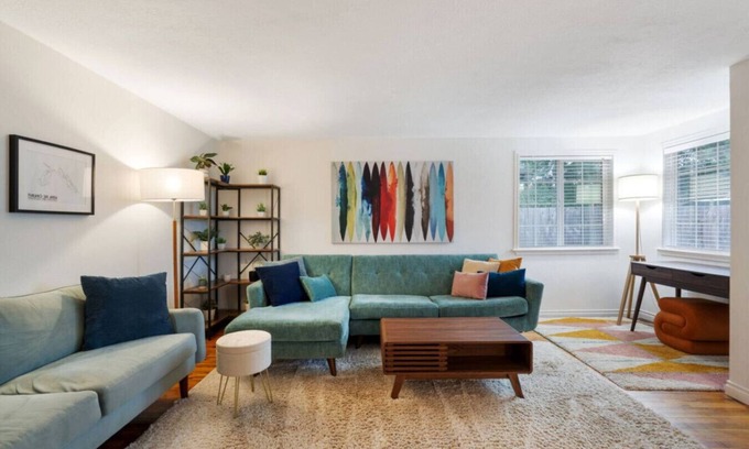 Milwaukie House | Cozy Portland Retreat with Private Patio & Grill