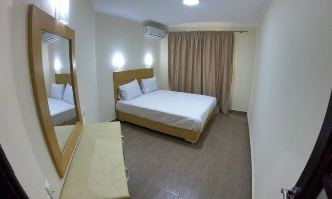 Al Duqqi Apartment | Cozy Private apattment