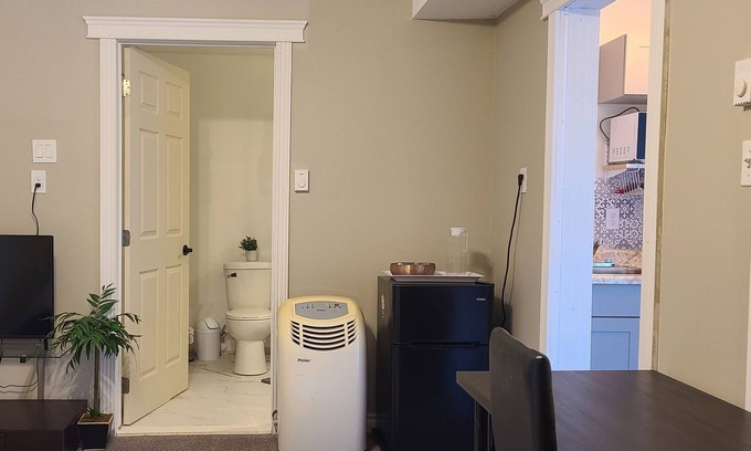 Dartmouth Apartment | Cozy & private guest suite in Portland Estate, close to lakes, trails &shopping