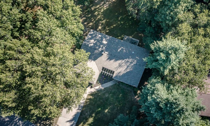 Holland House | Cozy Private Home - 1 Mile From Holland State Park