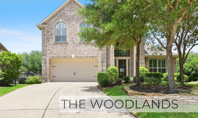 Sterling Ridge House | Cozy, Quiet 4-bedroom, 3.5 bathroom Home in The Woodlands