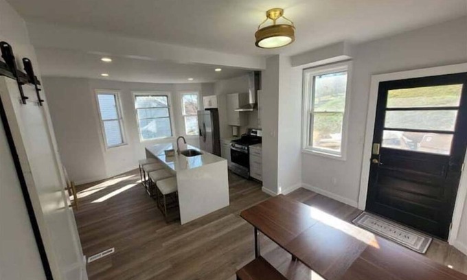 Millvale House | Cozy/Quiet but close to Downtown