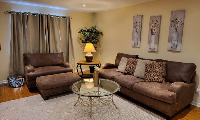 Briarwood House | Cozy, Quiet Home! Perfect for hospital Employees. Under 5 miles to 5 hospitals.n