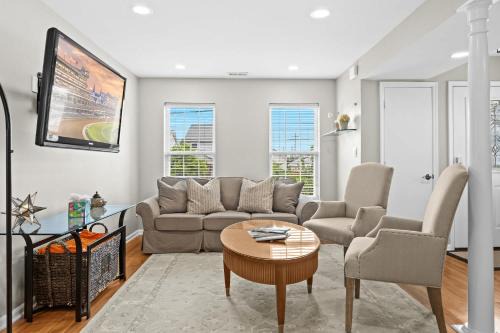 Paristown Pointe House | Cozy Retreat Near Downtown Lou and Attractions