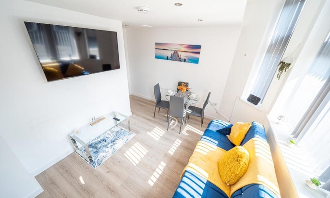 Milnrow Apartment | Cozy Retreat near Hollingworth Lake, Milnrow, Rochdale