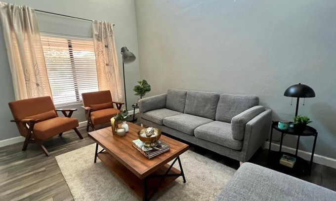 Presidio De La Madera House | Cozy, spacious & beautiful renovated home! Lake, parks, casino nearby.