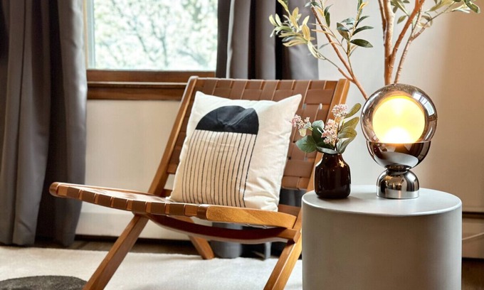 Mill River Apartment | Cozy Stay by Little Italy & Wooster Street