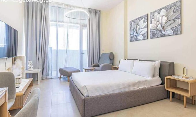 Discovery Gardens Apartment | Cozy Studio Apt in Azizi Shaista, Prime Al Furjan