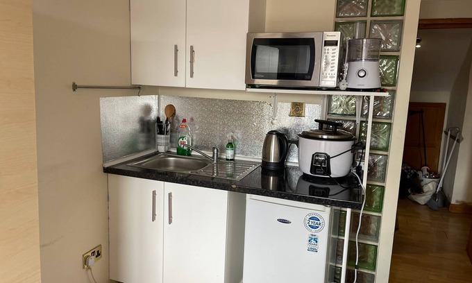 Shacklewell Apartment | Cozy Studio in Stoke Newington