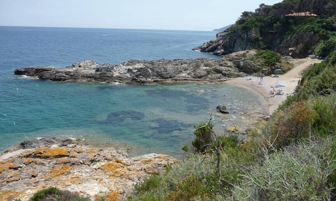 Capo D'arco Apartment | Cozy studio in the countryside, with balcony, sea view.