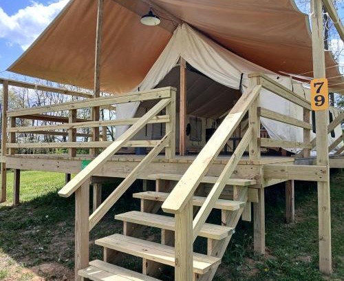 Logan Other | Cozy Tented Cabin with Fire Pit and Barbecue in Logan, Ohio