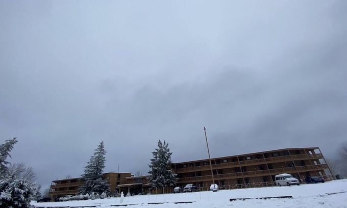 Ghent Condo | Cozy three bedroom, ski-in ski-out condo located 2 miles off exit. Sleeps 10