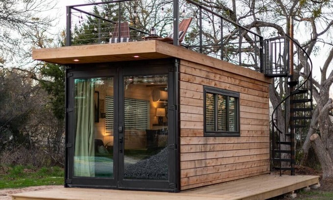 Waco House | Cozy Tiny Container Home-The Outwest