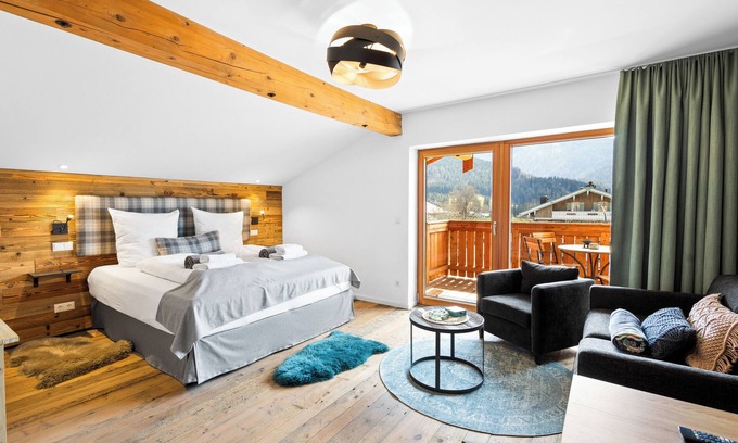 Reit im Winkl Apartment | Cozy top floor studio with pool & sauna