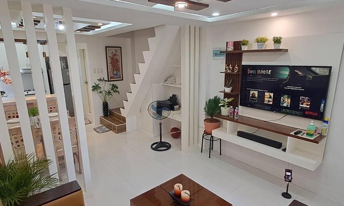 Calapan Apartment | Cozy Transient house in Calapan City 2 airconditioning rooms