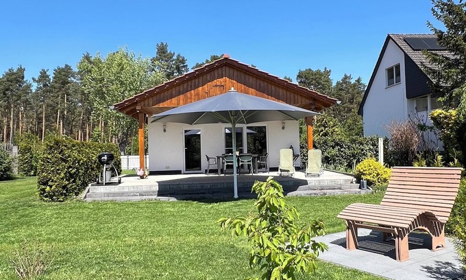 Zossen House | Cozy vacation home not far from Berlin & Potsdam with 900sqm private garden