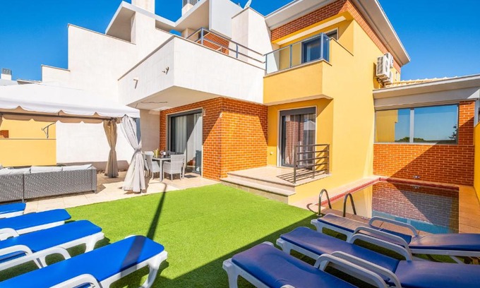Mosqueira House | Cozy villa with pool and Barbecue