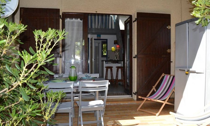 Saint-Cyprien Plage House | Cozy Villa with Shared Pool, Terraces & Parking Near Beach - Sleeps 6
