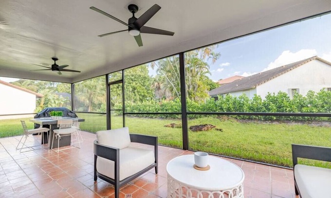 Wellington House | Cozy Wellington home, close to polo grounds