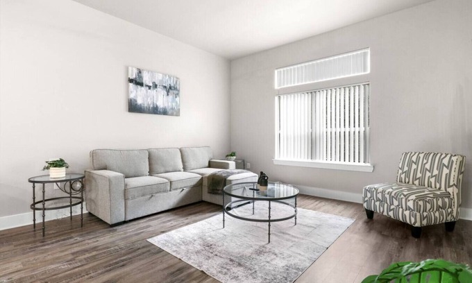 Nassau Bay Apartment | Cozy Winter Stay: Near Kemah, League City, NASA