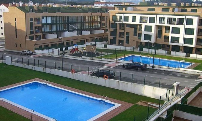 Posada de Llanes Apartment | Cozy with pools next to the sea and the mountains