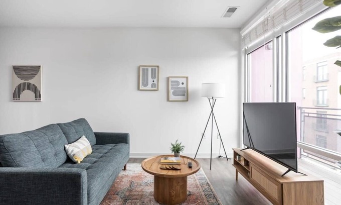 Downtown Indianapolis Apartment | CozySuites I Trendy 1BR, Bottleworks Indy #2