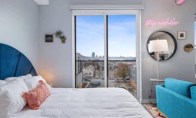 Lower Lawrenceville Apartment | CozySuites Lavish SDO, Lawrenceville