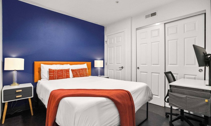 Cultural District Apartment | CozySuites Stylish 1BR in Downtown Pitts #2